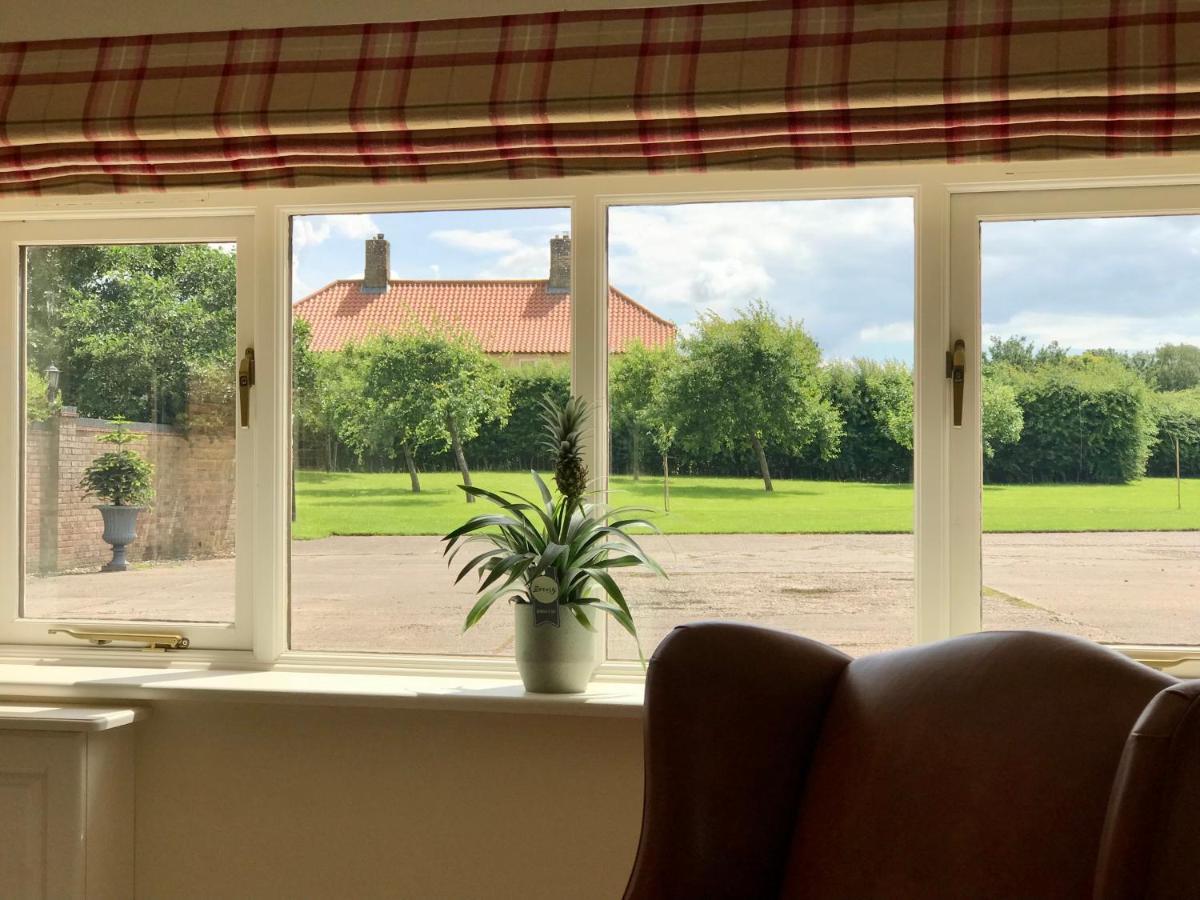 Charming Hen Cottage Countryside Retreat Lincoln Newball Екстериор снимка