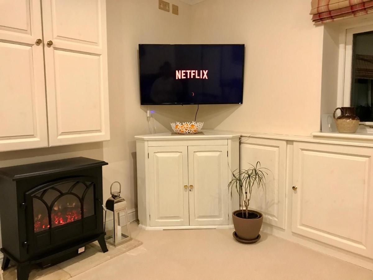 Charming Hen Cottage Countryside Retreat Lincoln Newball Екстериор снимка