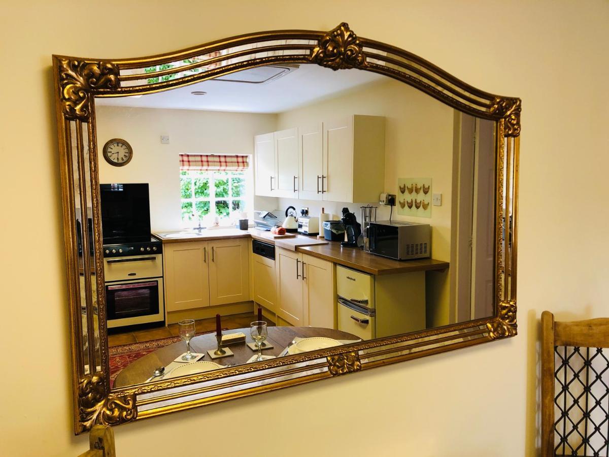 Charming Hen Cottage Countryside Retreat Lincoln Newball Екстериор снимка