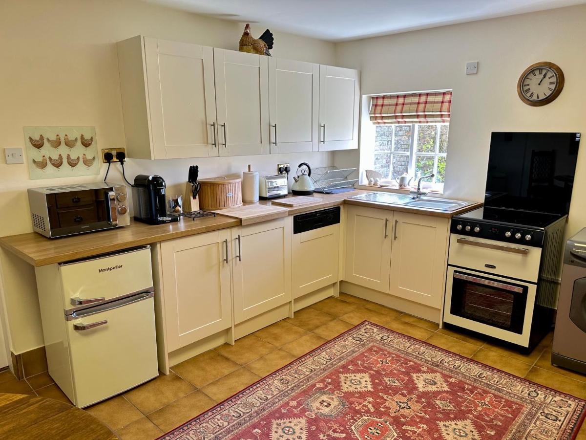 Charming Hen Cottage Countryside Retreat Lincoln Newball Екстериор снимка